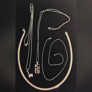 Lot Vintage Silver Tone Necklaces